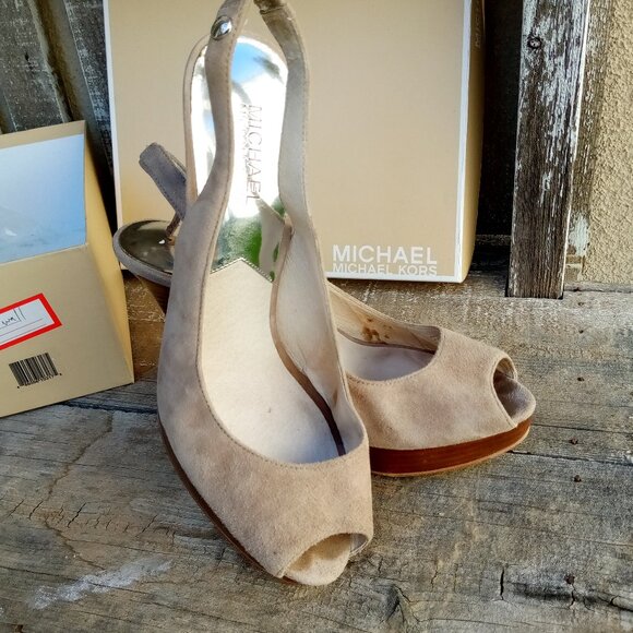 MICHAEL Michael Kors York Peep Toe Sling Back Suede / Wood  4.5" Heel  Size 8.5M - Picture 13 of 16
